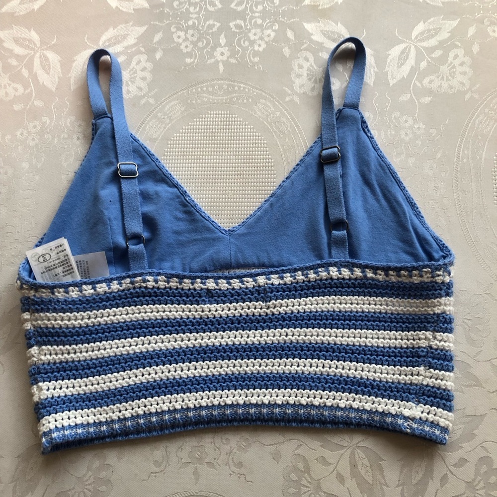 Hollister Blue/White Striped Crochet Knitted Crop Top Shirt Women’s Size S - Picture 7 of 16